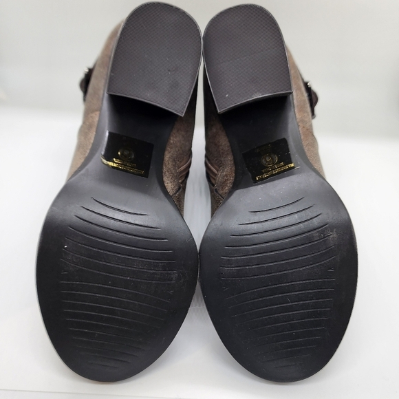 Soda Kylie Toupe Rough Cut Ankle High Booties Women's Size 6 New - Picture 12 of 16